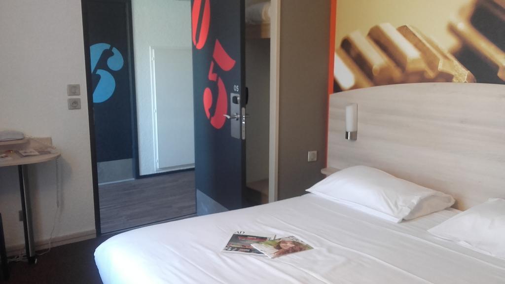 Brit Hotel La Rochelle Périgny Esterno foto