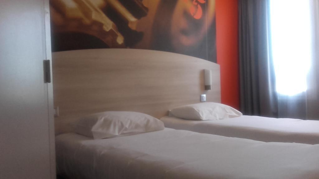 Brit Hotel La Rochelle Périgny Esterno foto